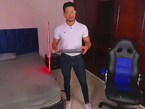 Nolan joness online show from March 2026 08:52:02 PM