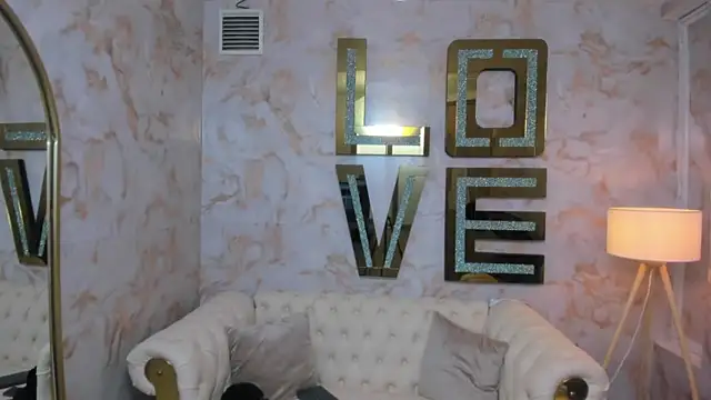 ladypervert  online show from November 2025 07:02:02 PM