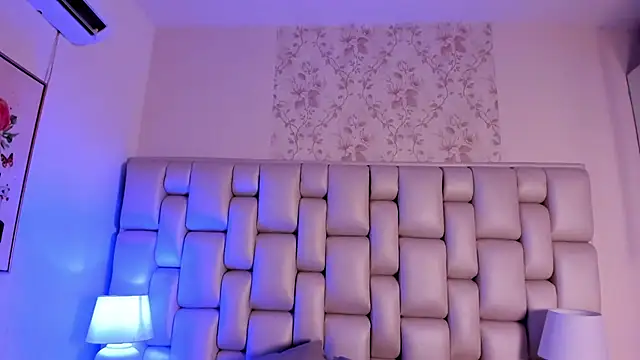 lea hunter   online show from November 2025 07:38:01 PM