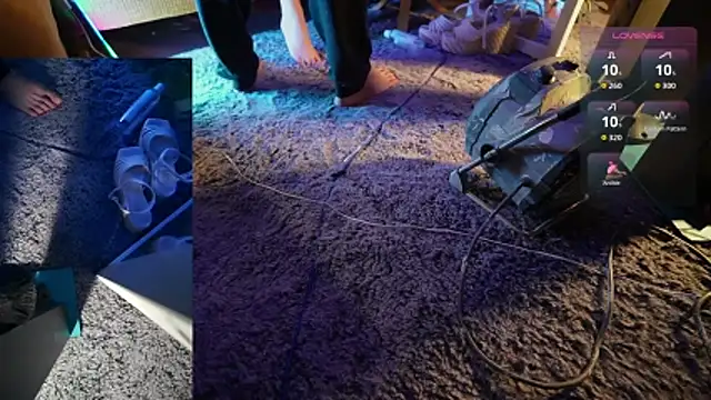 Snapshot of SUZANNEXXXXXX chatting on February 2026 11:36:02 PM SUZANNEXXXXXX online show from February 2026 11:36:02 PM