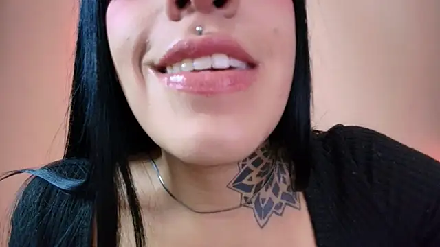 Snapshot of catte_jensen chatting on November 2025 03:42:02 AM catte jensen online show from November 2025 03:42:02 AM