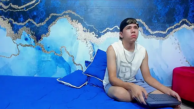 Boys Pranks online show from November 2025 08:11:01 PM