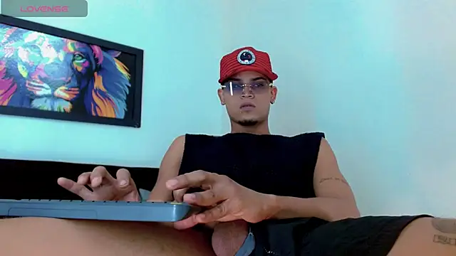 Isaacas  online show from November 2025 11:27:01 AM