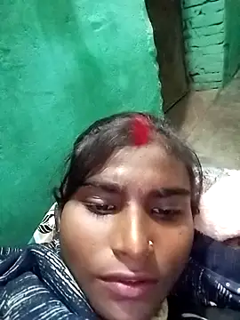 Big Lovexx online show from November 2025 06:21:01 PM