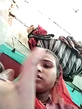 Big Lovexx online show from April 2026 07:45:01 AM