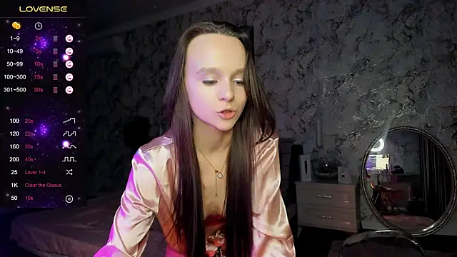 Snapshot of SandraPowers chatting on November 2025 12:53:02 PM SandraPowers online show from November 2025 12:53:02 PM