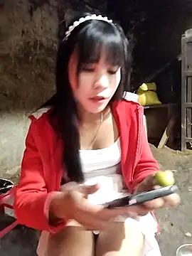 gugu0022 online show from December 2025 01:23:01 AM