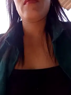 Snapshot of Lyly_sexyy chatting on November 2025 04:15:01 AM Lyly sexyy online show from November 2025 04:15:01 AM