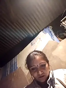 Snapshot of yanuw chatting on November 2025 03:05:02 PM yanuw online show from November 2025 03:05:02 PM