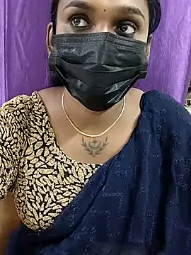 Dharshini98 online show from November 2025 01:00:02 PM