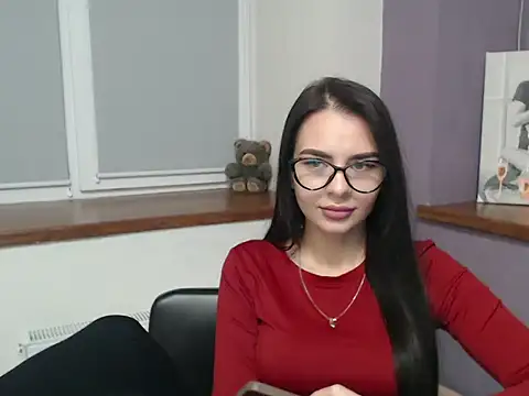 Snapshot of divina_kira chatting on November 2025 07:54:01 AM divina kira online show from November 2025 07:54:01 AM