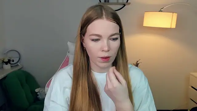 LavetaShiroma online show from November 2025 08:33:02 PM