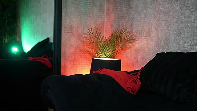 BikiJo online show from November 2025 06:46:02 PM