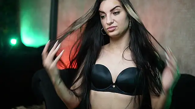 BikiJo online show from November 2025 07:28:01 PM