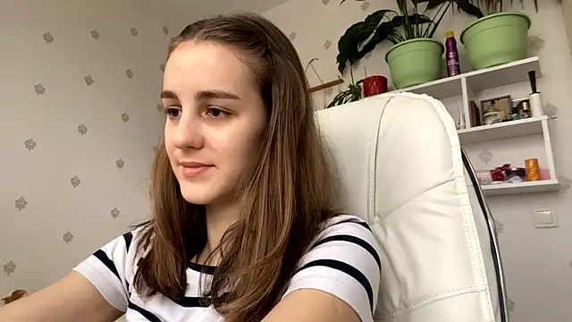 SweetieKatie online show from December 2025 08:19:01 AM