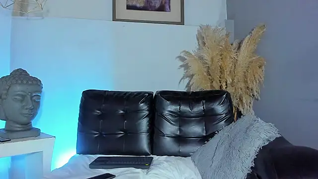 ZeusBrant online show from March 2026 01:03:02 PM