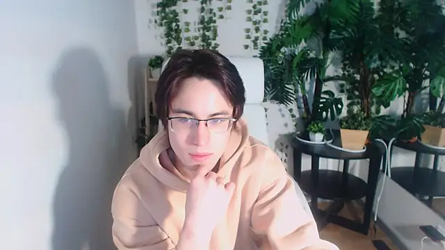 JacobBrat online show from November 2025 08:57:01 PM