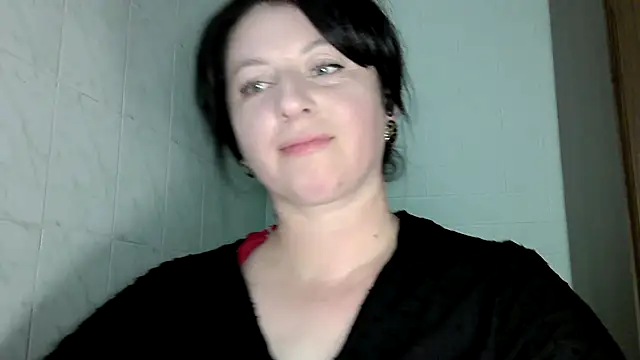 Snapshot of MelinaAx chatting on May 2026 07:19:02 PM MelinaAx online show from May 2026 07:19:02 PM