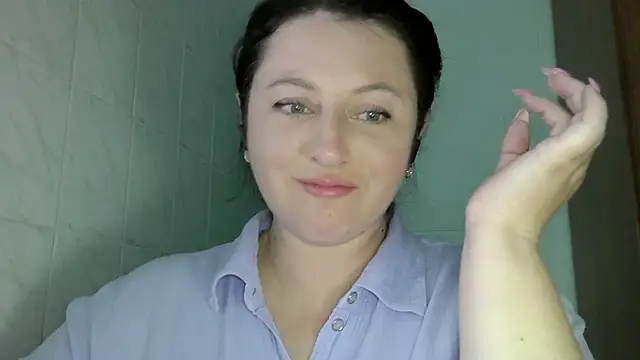 Snapshot of MelinaAx chatting on May 2026 08:59:01 PM MelinaAx online show from May 2026 08:59:01 PM