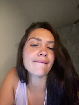 carolsapequinha online show from March 2026 12:19:02 PM