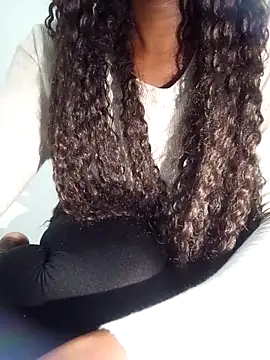 Snapshot of mirna96 chatting on November 2025 07:30:01 PM mirna96 online show from November 2025 07:30:01 PM