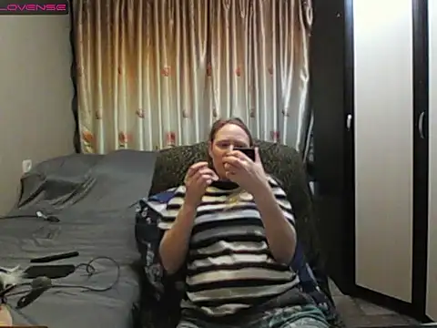 Snapshot of JenniDeep chatting on April 2026 07:15:02 PM JenniDeep online show from April 2026 07:15:02 PM