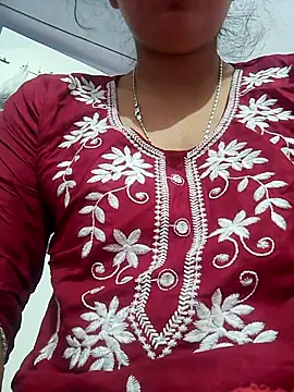 isha sharma2002 online show from November 2025 01:19:01 AM