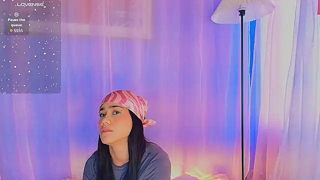 lizzy kane online show from April 2026 08:17:01 PM