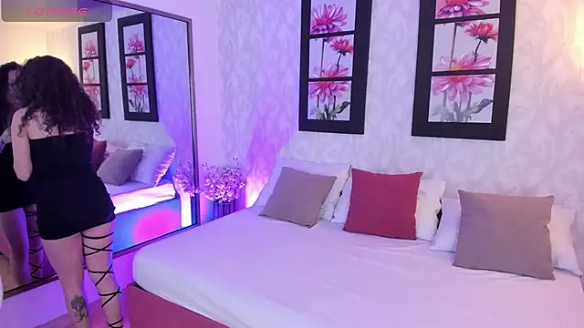 Snapshot of Martina_077 chatting on November 2025 12:40:01 PM Martina 077 online show from November 2025 12:40:01 PM