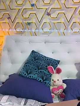 MelanyyJhonson15 online show from January 2026 11:50:01 PM