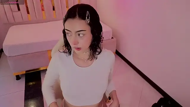 Crystall sweett online show from November 2025 06:54:01 PM