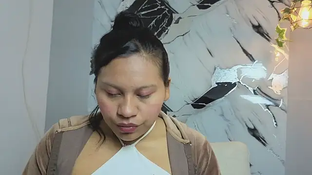 Snapshot of Hanna_Goldenst chatting on November 2025 07:13:01 PM Hanna Goldenst online show from November 2025 07:13:01 PM