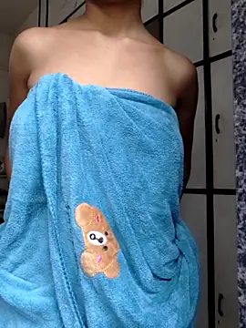 sexy lelina online show from April 2026 07:06:01 AM