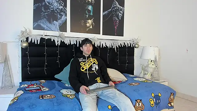 BryanTowers online show from November 2025 02:01:01 AM