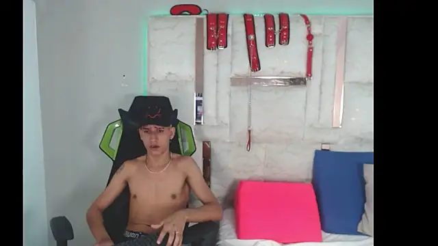 HARD GROUPP  online show from November 2025 03:56:01 AM