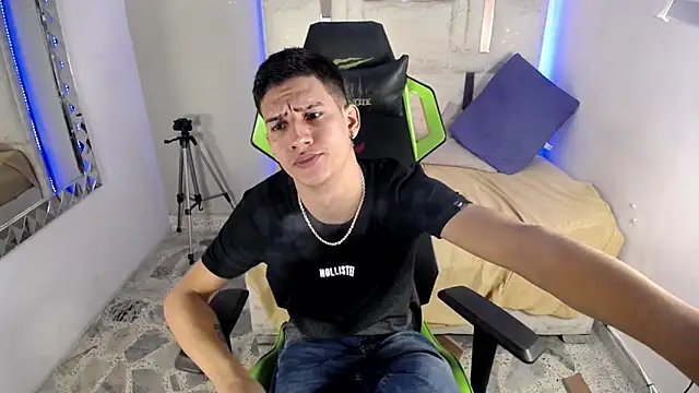 HARD GROUPP  online show from November 2025 04:29:02 AM