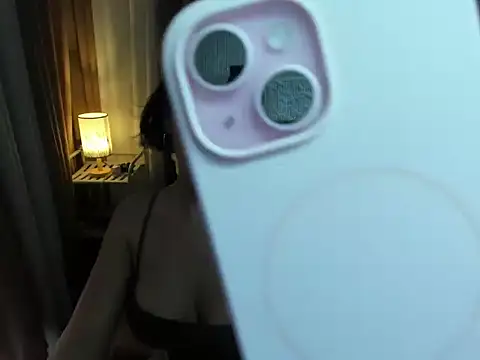 Snapshot of Xxjasmine_foxxX chatting on November 2025 06:41:02 AM Xxjasmine foxxX online show from November 2025 06:41:02 AM