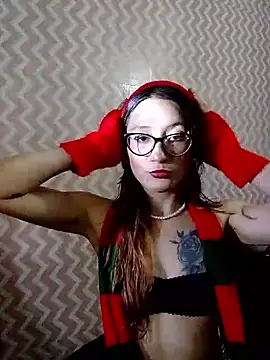 Snapshot of Moonvivk chatting on December 2025 03:23:01 AM Moonvivk online show from December 2025 03:23:01 AM