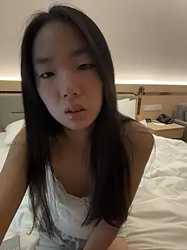 Snapshot of TinyBabe chatting on November 2025 02:01:01 AM TinyBabe online show from November 2025 02:01:01 AM