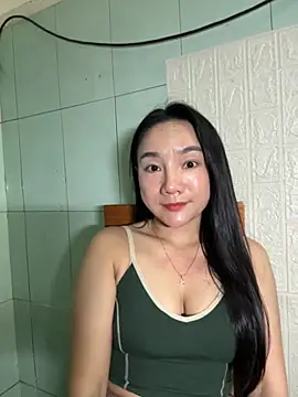 dusi-cute online show from November 2025 05:17:02 PM