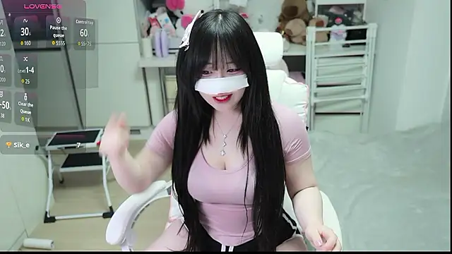 kimhyeona2005 online show from March 2026 12:00:02 PM