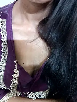 Snapshot of Asha_devi90 chatting on April 2026 04:11:01 PM Asha devi90 online show from April 2026 04:11:01 PM