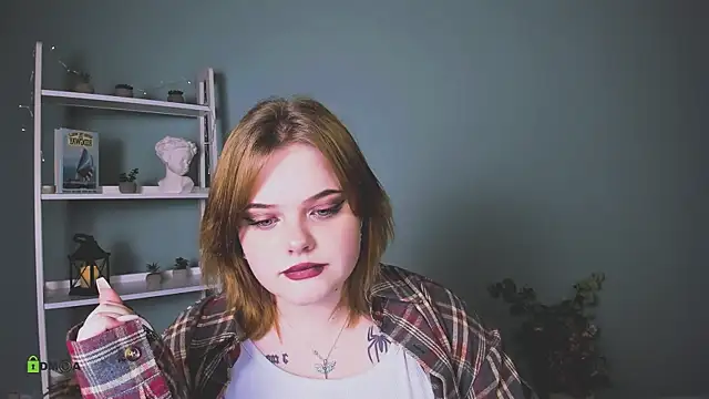 Snapshot of lika_pop chatting on November 2025 07:34:02 PM lika pop online show from November 2025 07:34:02 PM