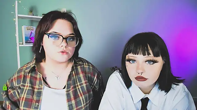 Snapshot of lika_pop chatting on December 2025 07:52:02 PM lika pop online show from December 2025 07:52:02 PM