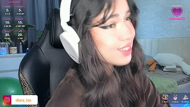 Snapshot of Diara_1an chatting on November 2025 02:33:01 AM Diara 1an online show from November 2025 02:33:01 AM