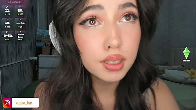 Snapshot of Diara_1an chatting on December 2025 02:11:01 PM Diara 1an online show from December 2025 02:11:01 PM