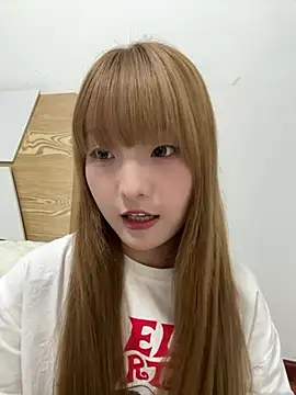 Snapshot of susuya_sha chatting on June 2026 04:23:01 PM susuya sha online show from June 2026 04:23:01 PM