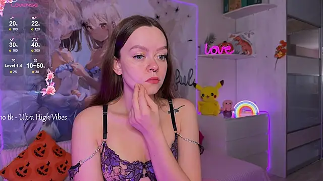 CheekySashaCharm online show from November 2025 06:23:01 AM