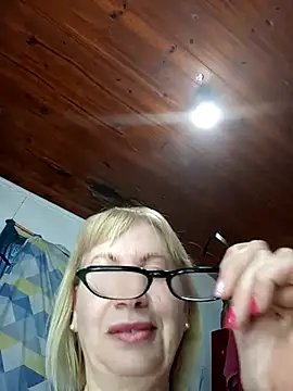 SexyMilf1211 online show from November 2025 11:10:02 AM