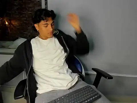 MattFiore online show from January 2026 07:39:01 PM